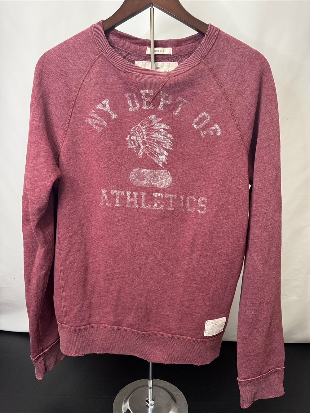 Abercrombie & Fitch vintage distressed Men's Crewneck muscle - Dusty Rose-medium